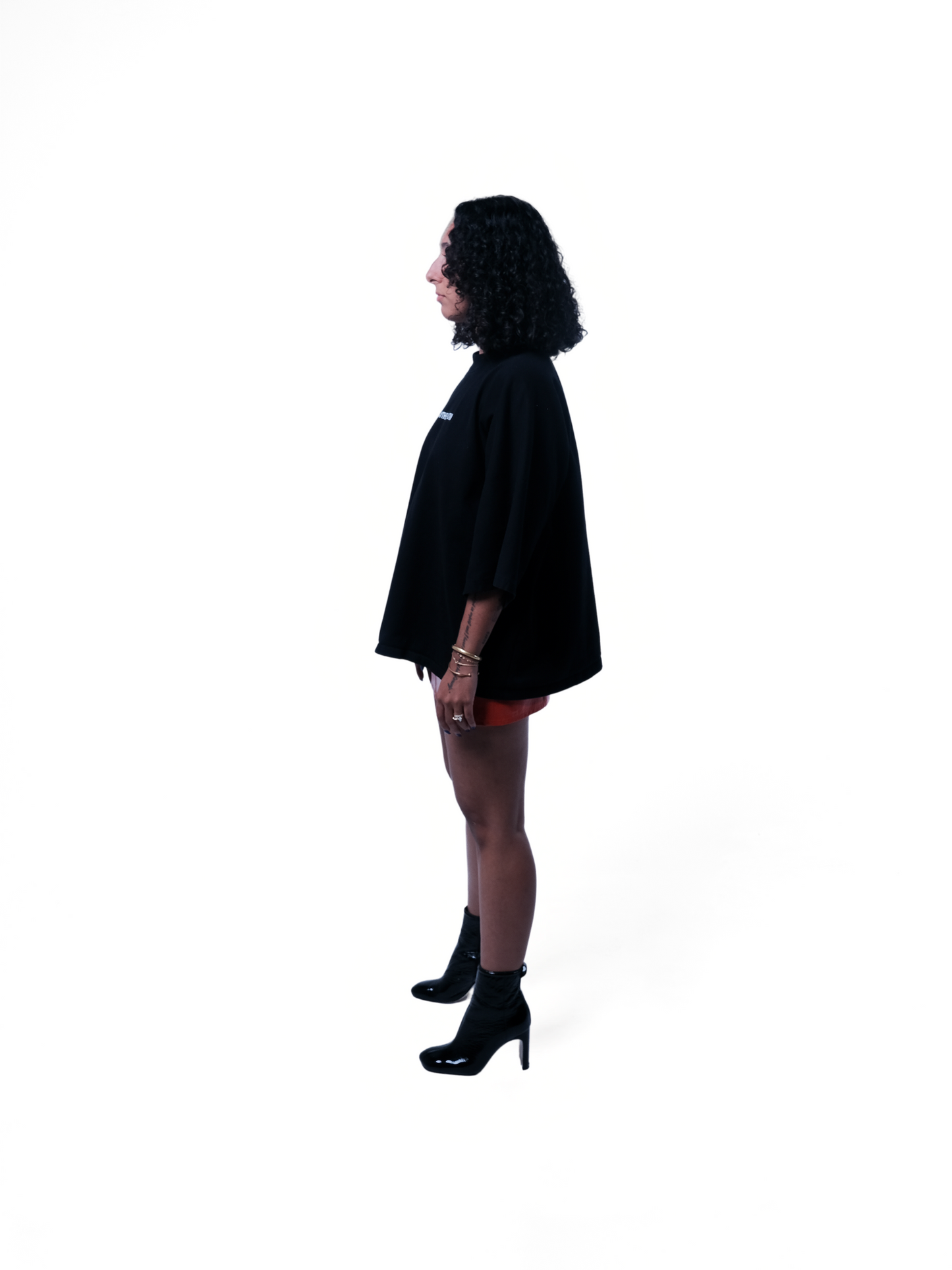 MAYTHEYKNOW T-SHIRT IN BLACK